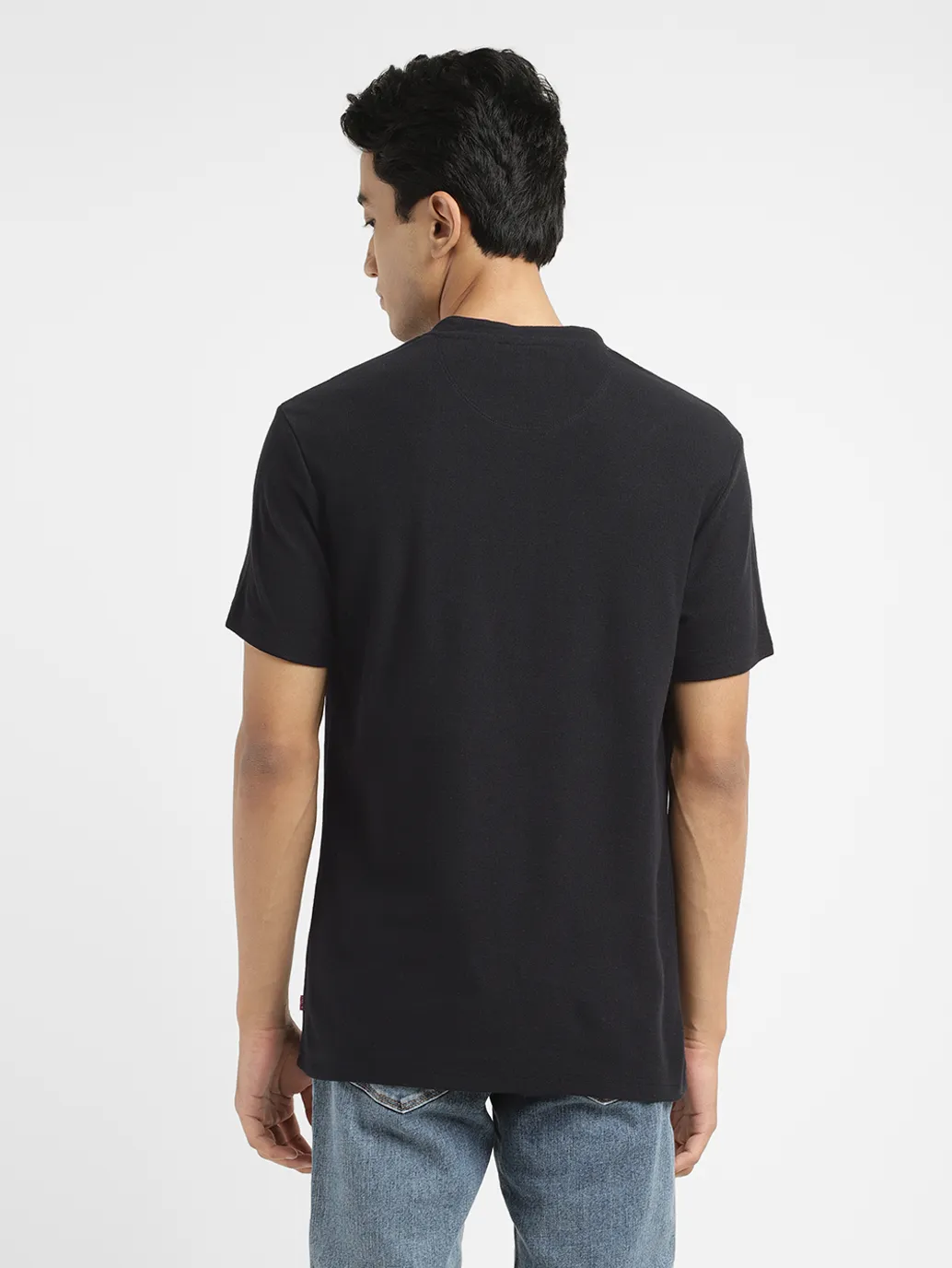 Men's Solid Slim Fit T-shirt - Image 3