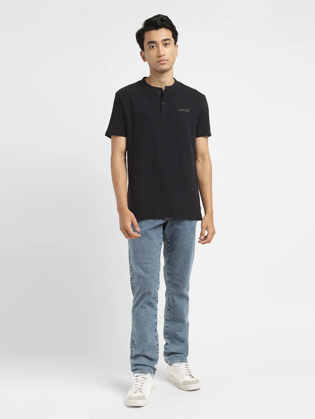 Men's Solid Slim Fit T-shirt - Image 6