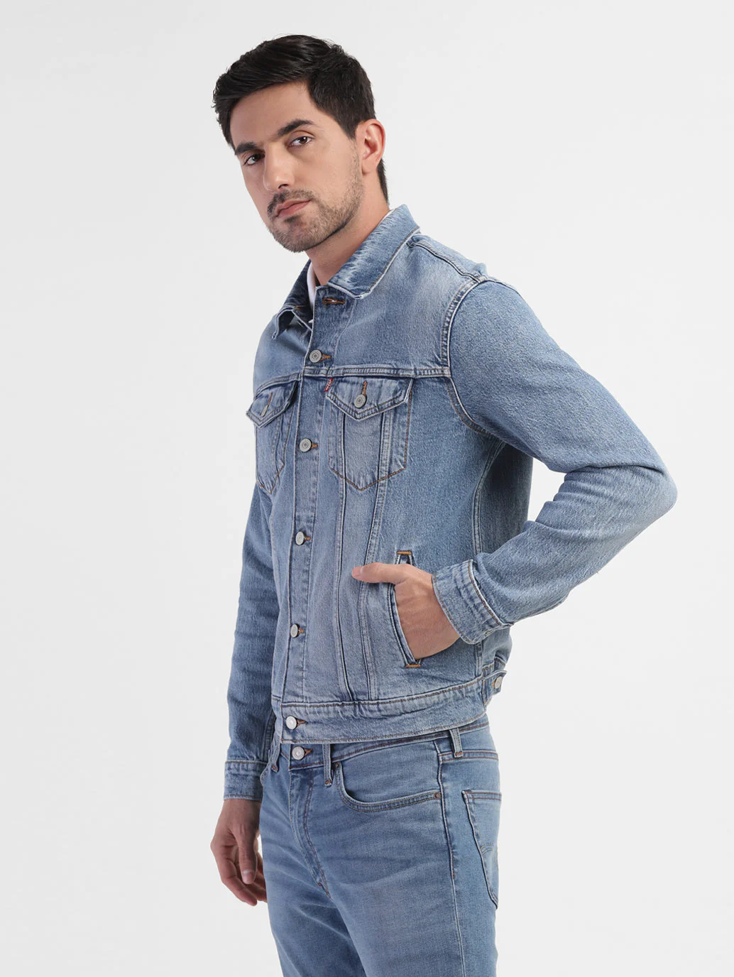 Men's Solid Spread Collar Jacket - Image 4