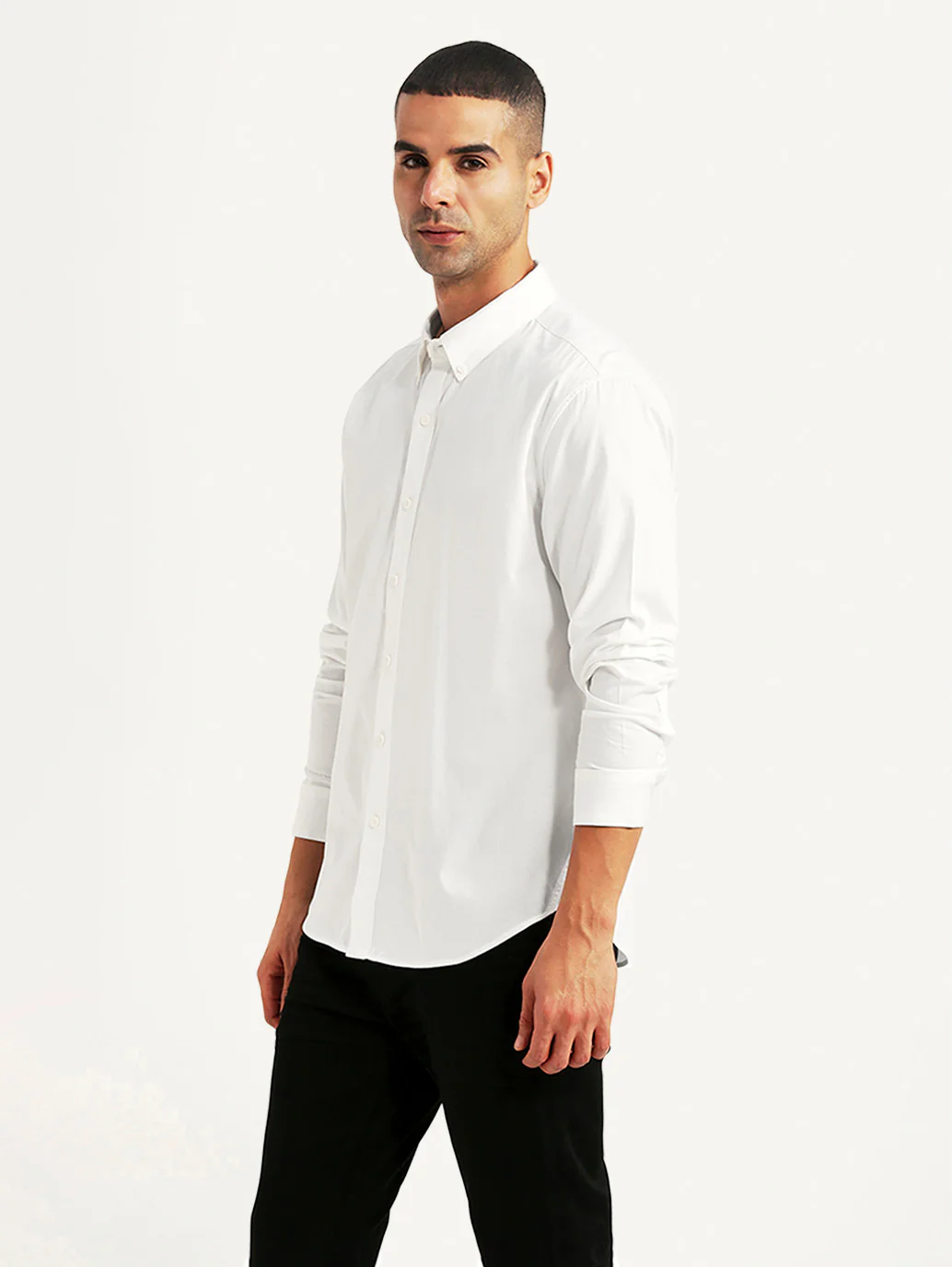 Men's Solid White Slim Fit Shirt - Image 5