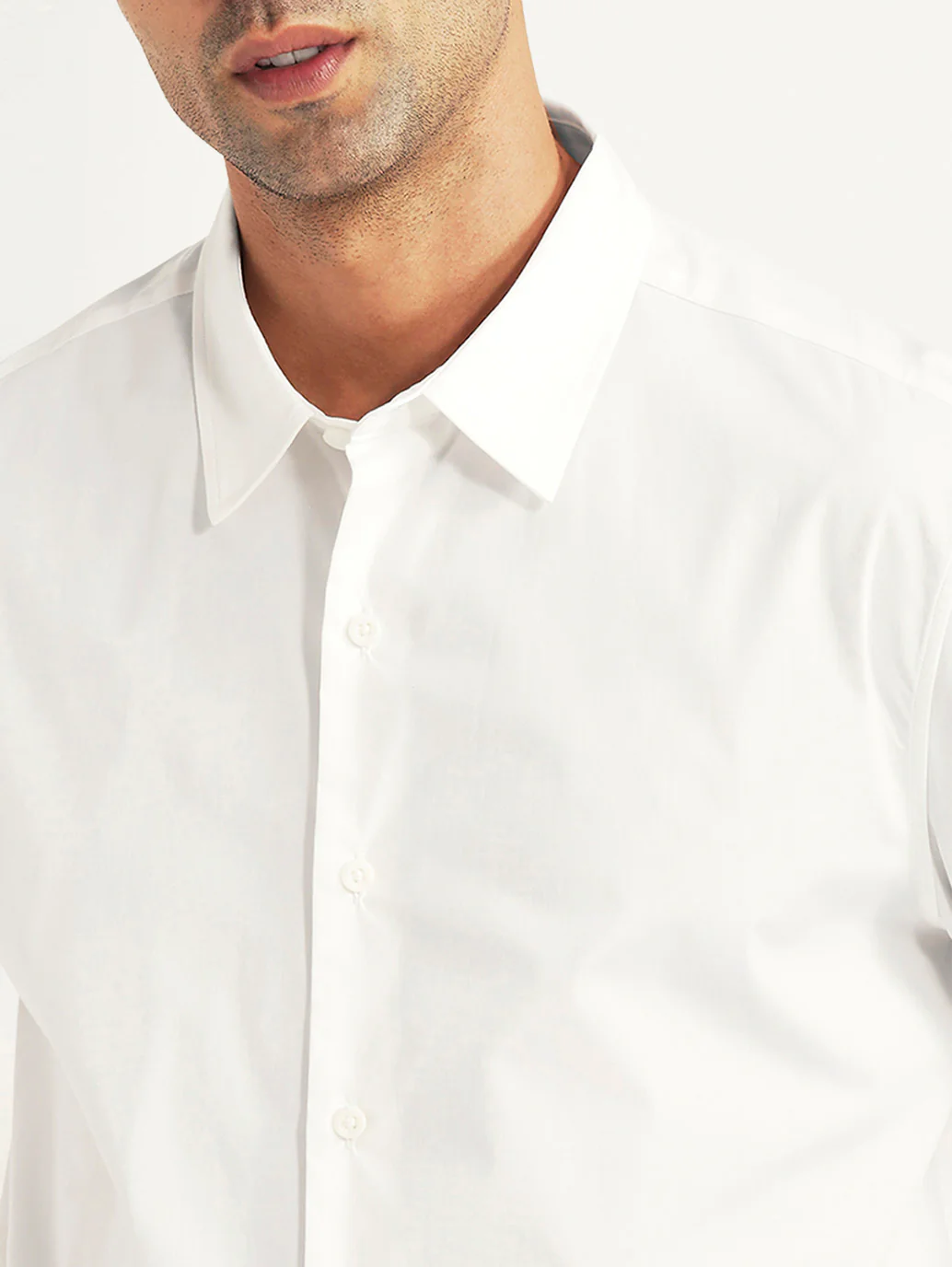 Men's Solid White Slim Fit Shirt - Image 3