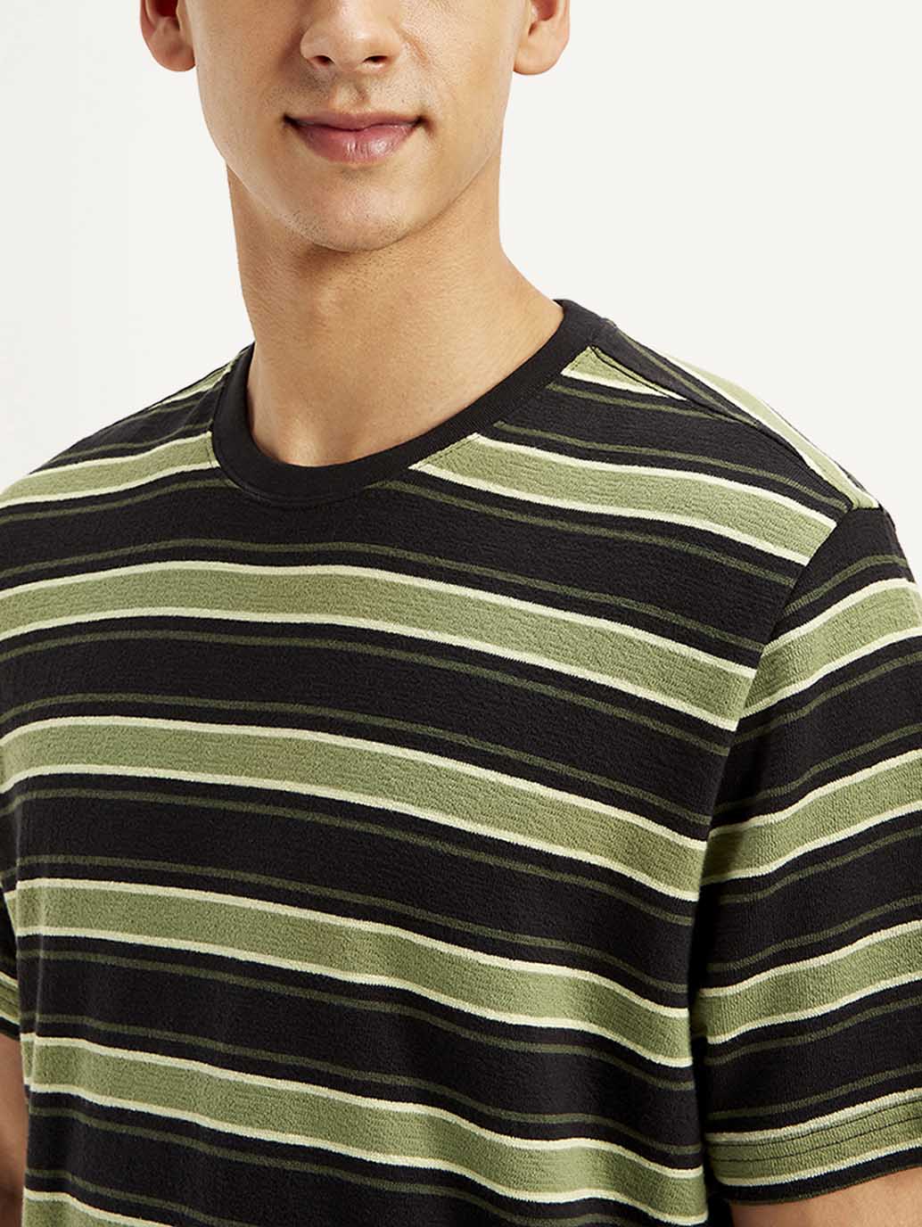 Men's Striped Crew Neck T-shirt - Image 4