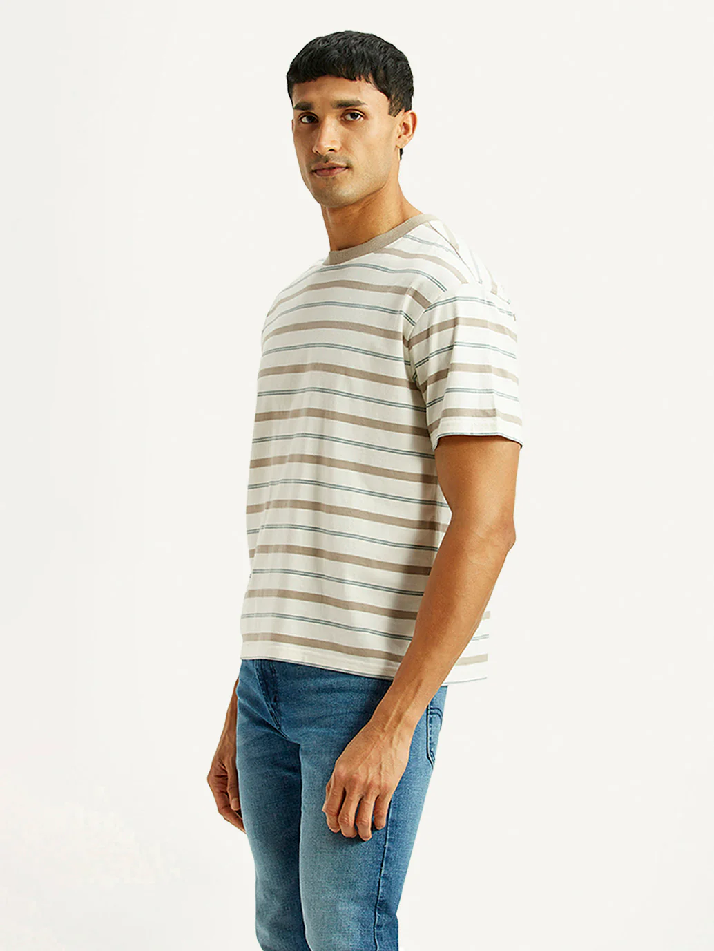 Men's Striped Off-White Boxy T-shirt - Image 4