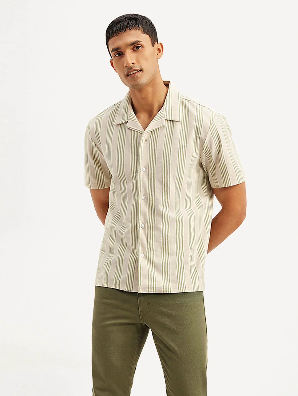 Men's Resort Collar Striped Loose Fit Camp Shirt