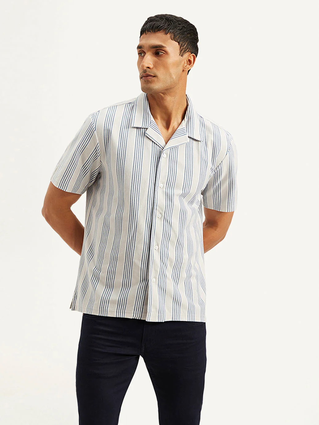 Men's Resort Collar Striped Loose Fit Camp Shirt - Image 2