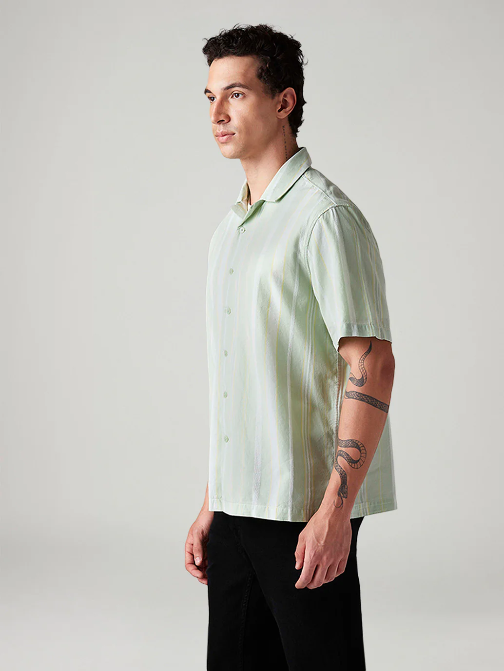 Men's Striped Relaxed Fit Shirt - Image 4