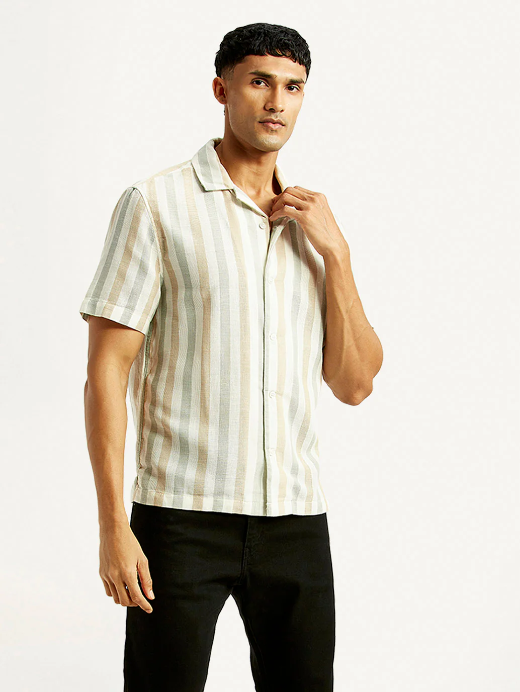 Men's Striped Slim Fit Resort Collar Linen Shirt - Image 4