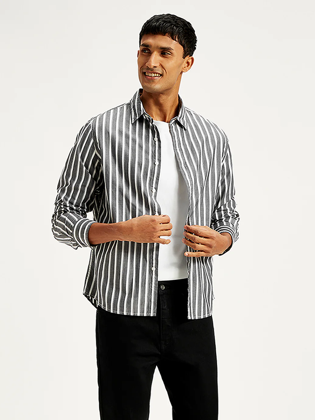 Men's Striped Slim Fit Shirt - Image 2