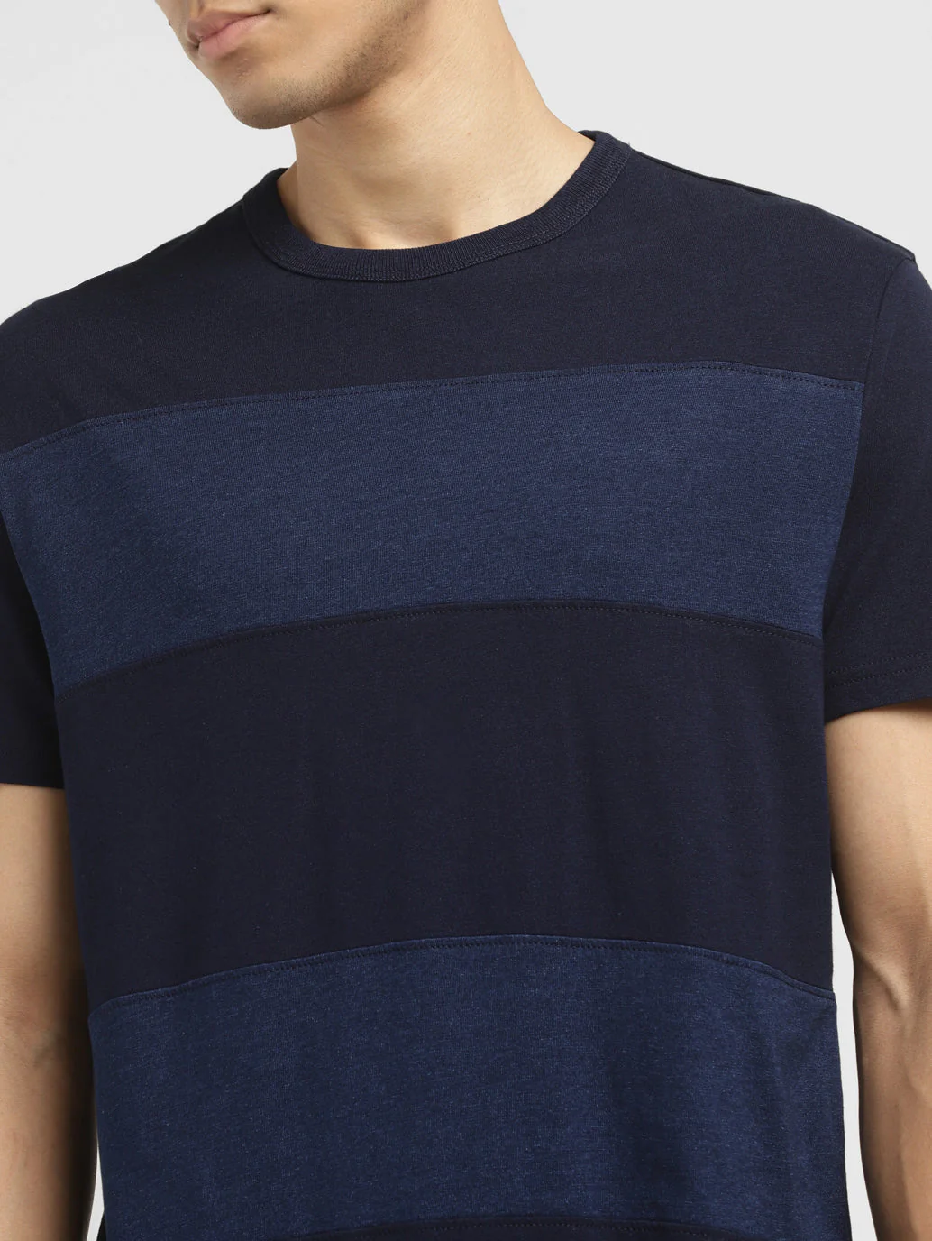 Men's Striped Slim Fit T-shirt - Image 4