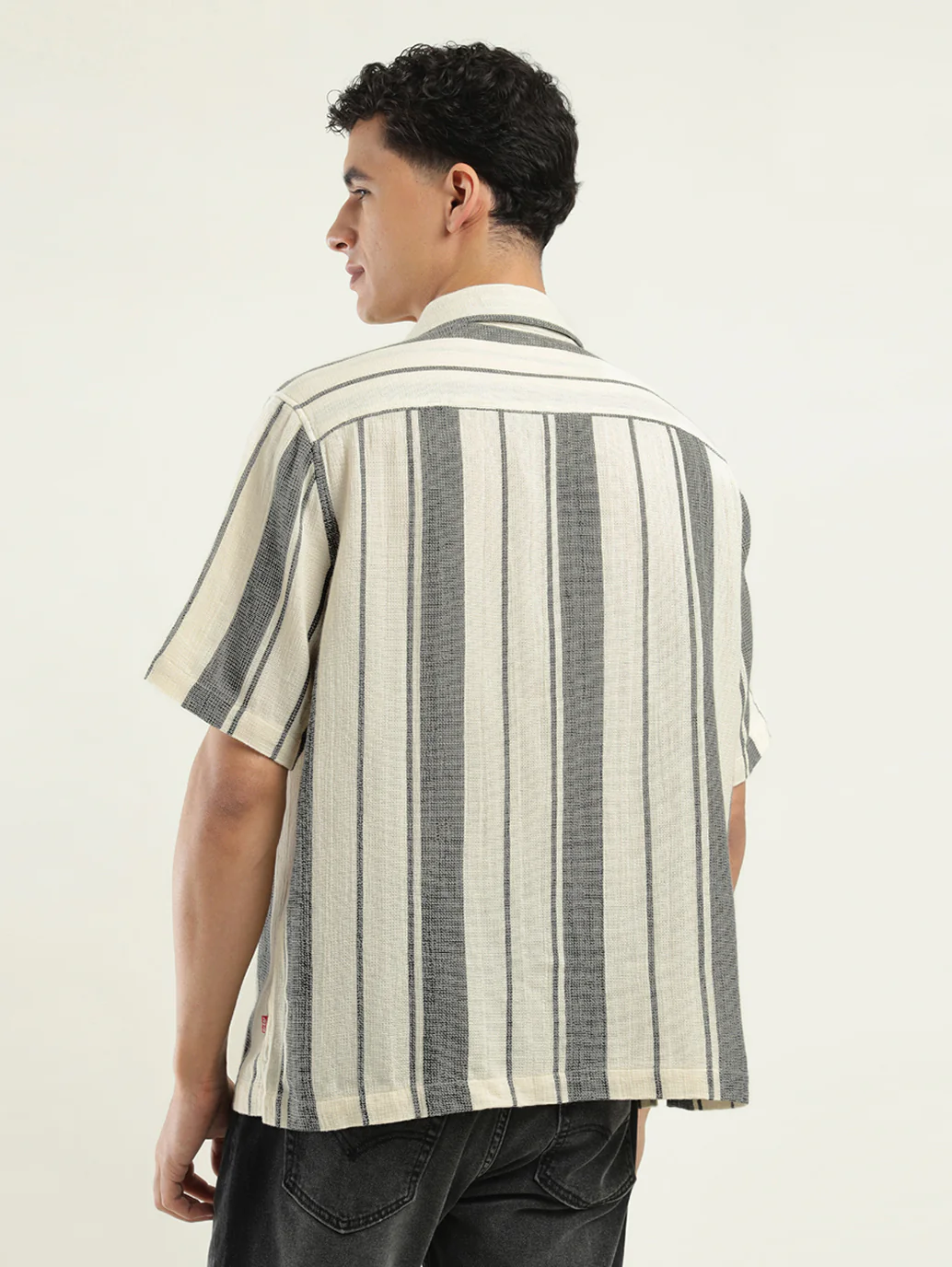 Men's Striped Spread Collar Shirt - Image 2