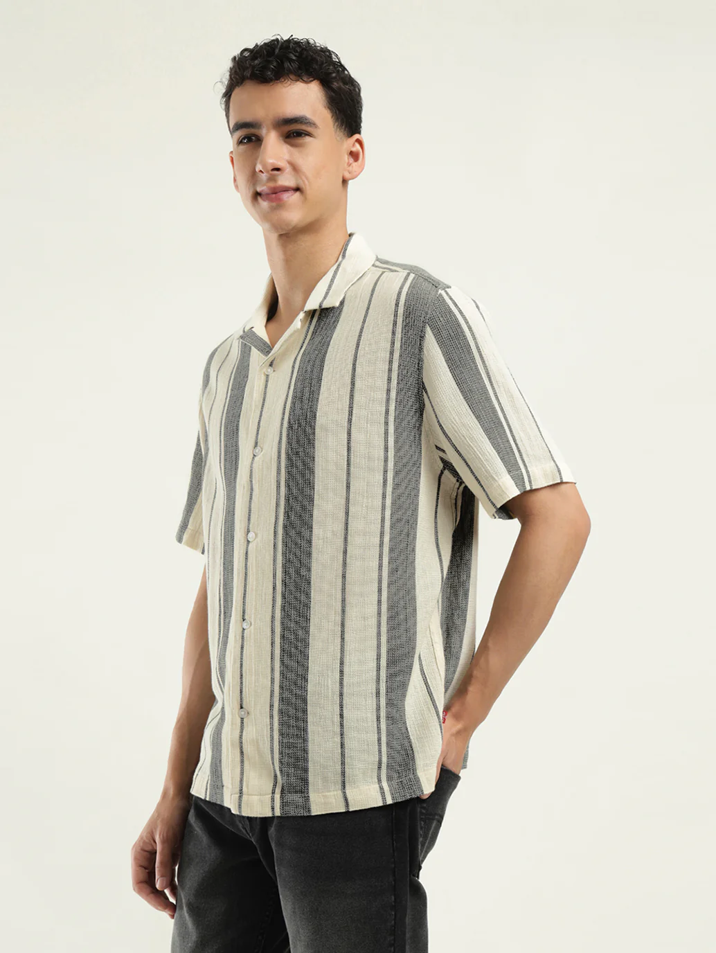 Men's Striped Spread Collar Shirt - Image 4