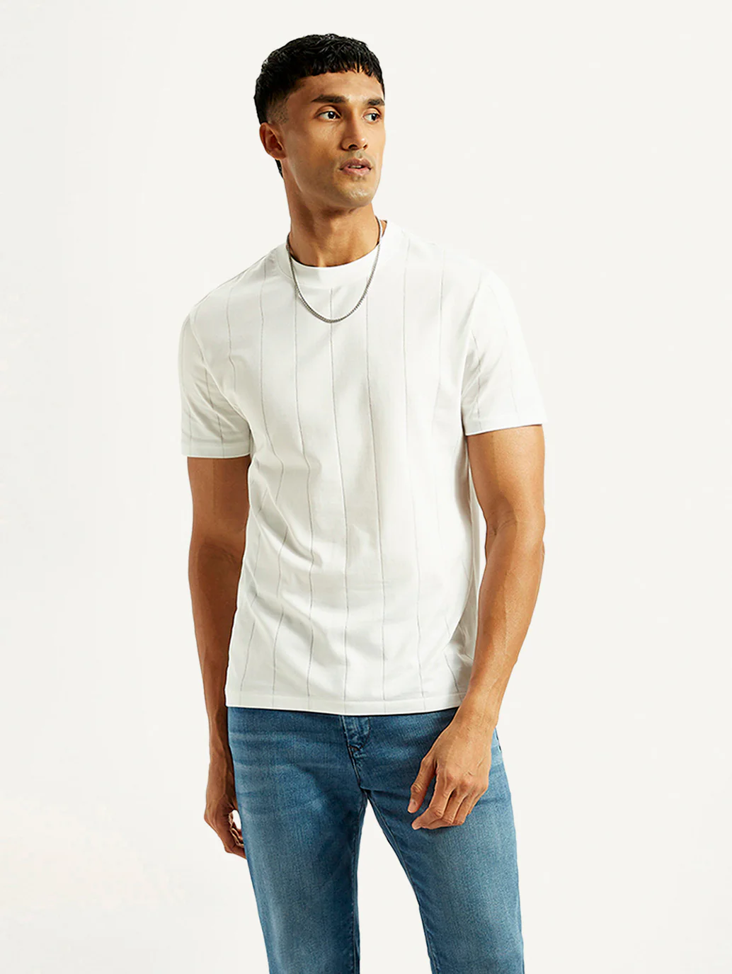 Men's Striped White Crew Neck T-shirt - Image 4