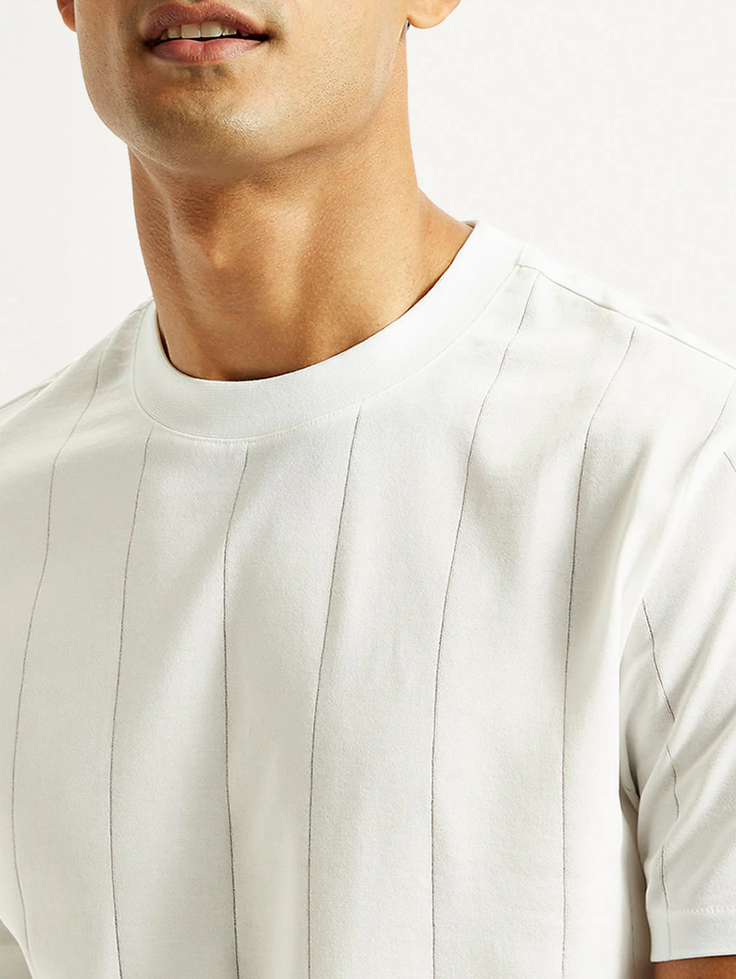 Men's Striped White Crew Neck T-shirt - Image 5
