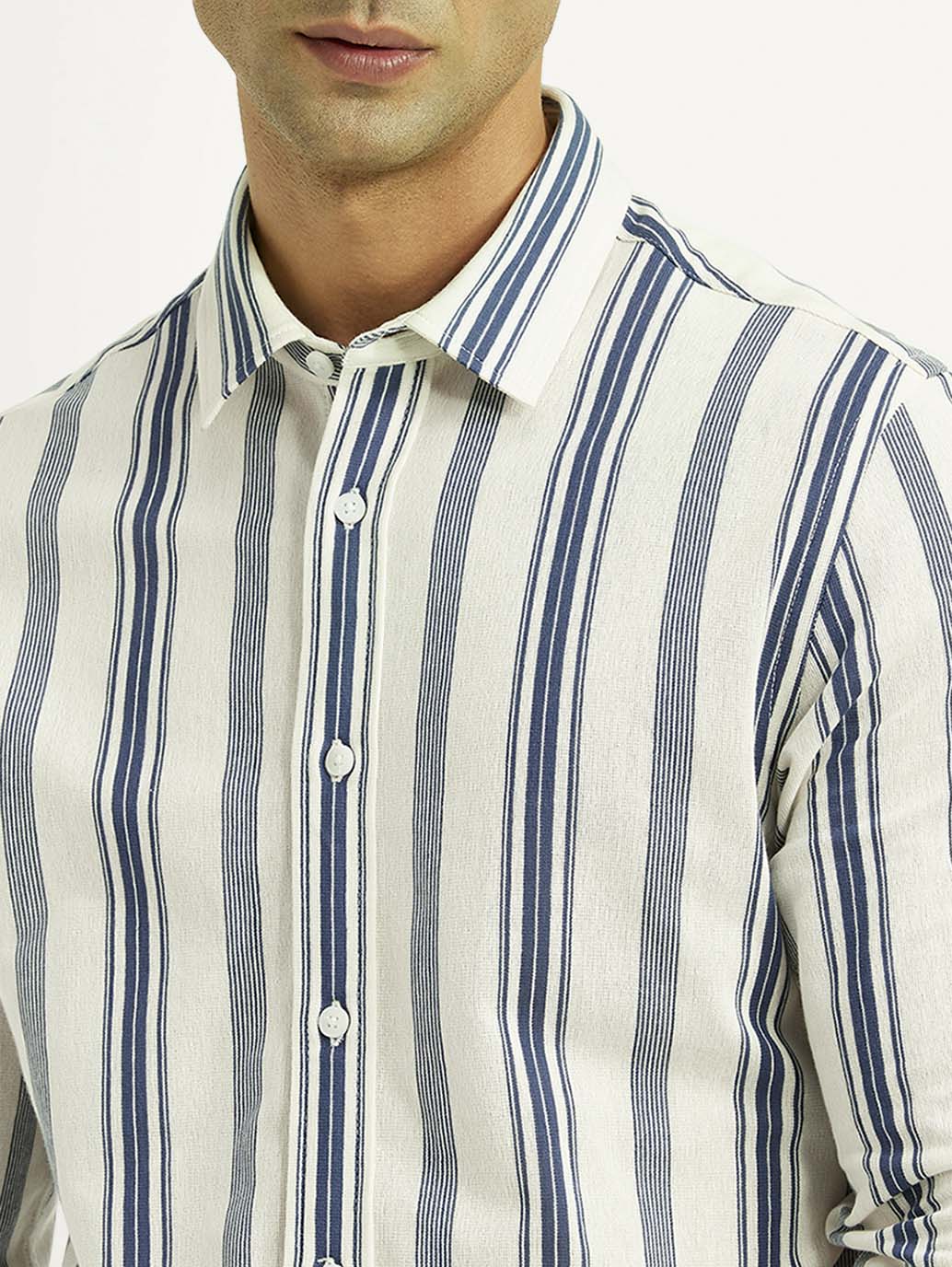 Men's Striped White Slim Fit Shirt - Image 4