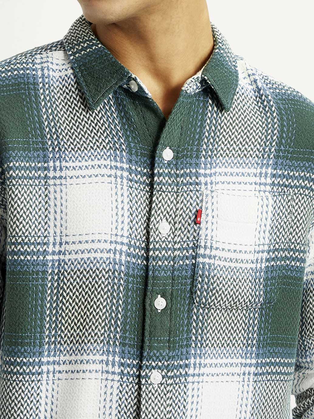 Men's Textured Green Slim Fit Shirt - Image 2