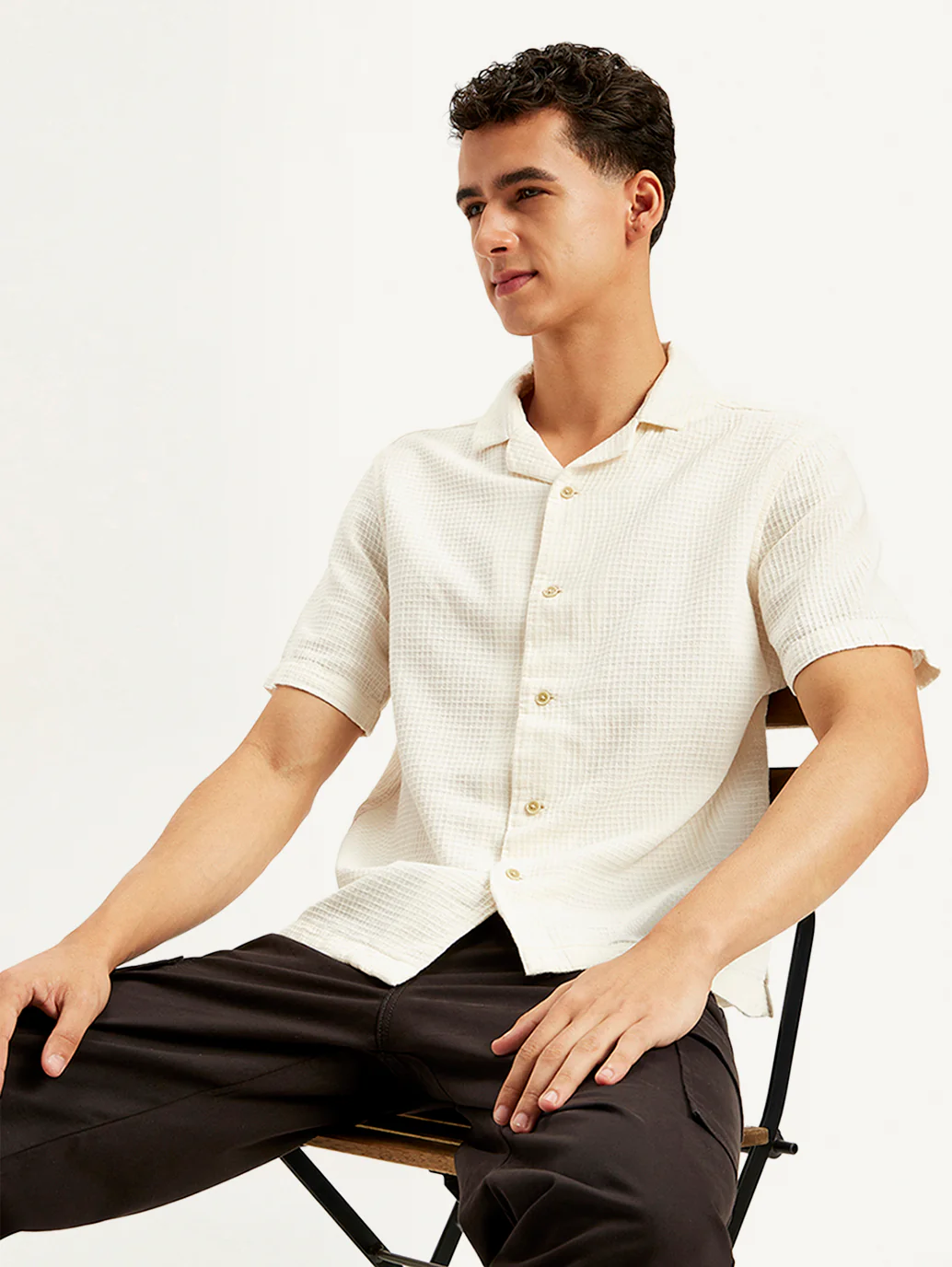 Men's Textured Slim Fit Shirt - Image 2