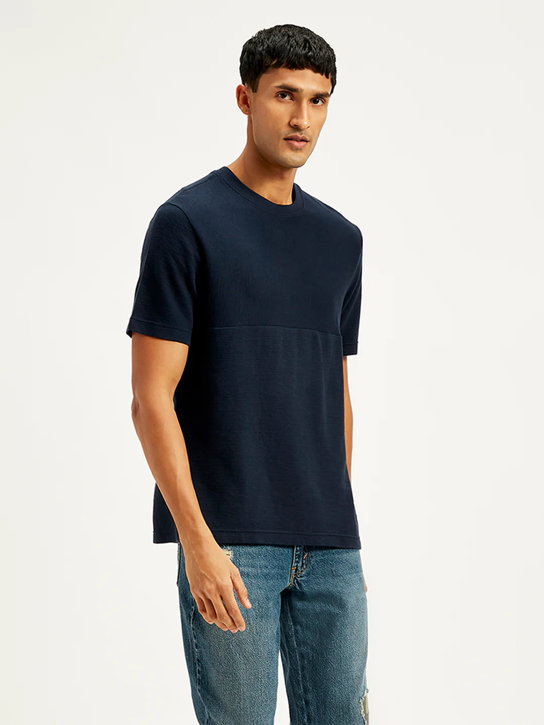 Men's Textured Regular Fit T-Shirt - Image 4