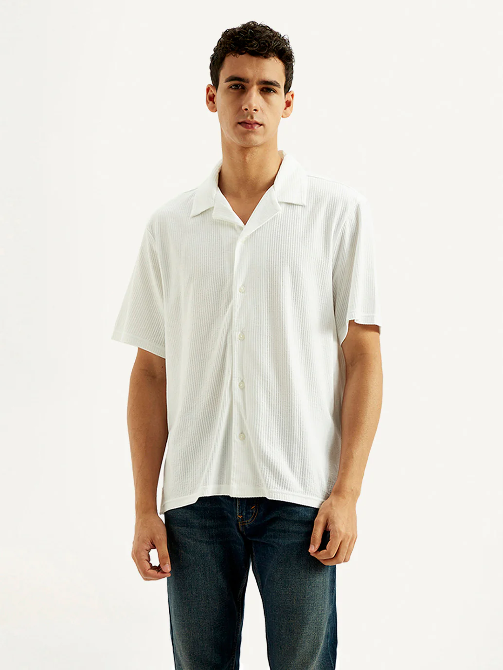 Men's Textured Slim Fit Resort Collar Knit Shirt - Image 2