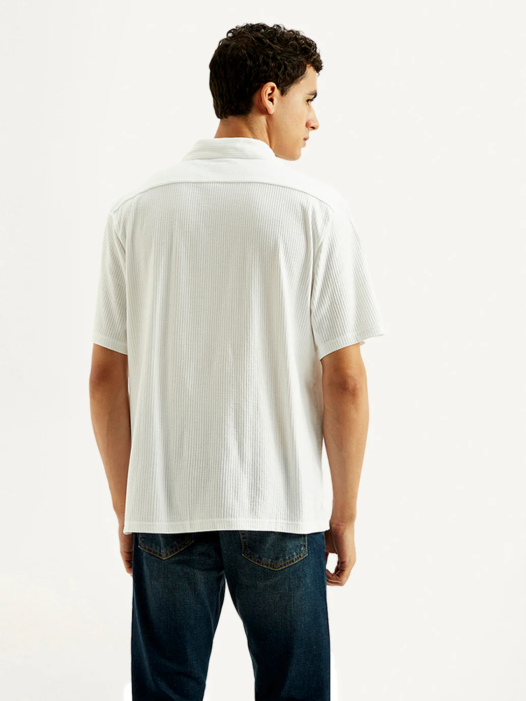 Men's Textured Slim Fit Resort Collar Knit Shirt - Image 3