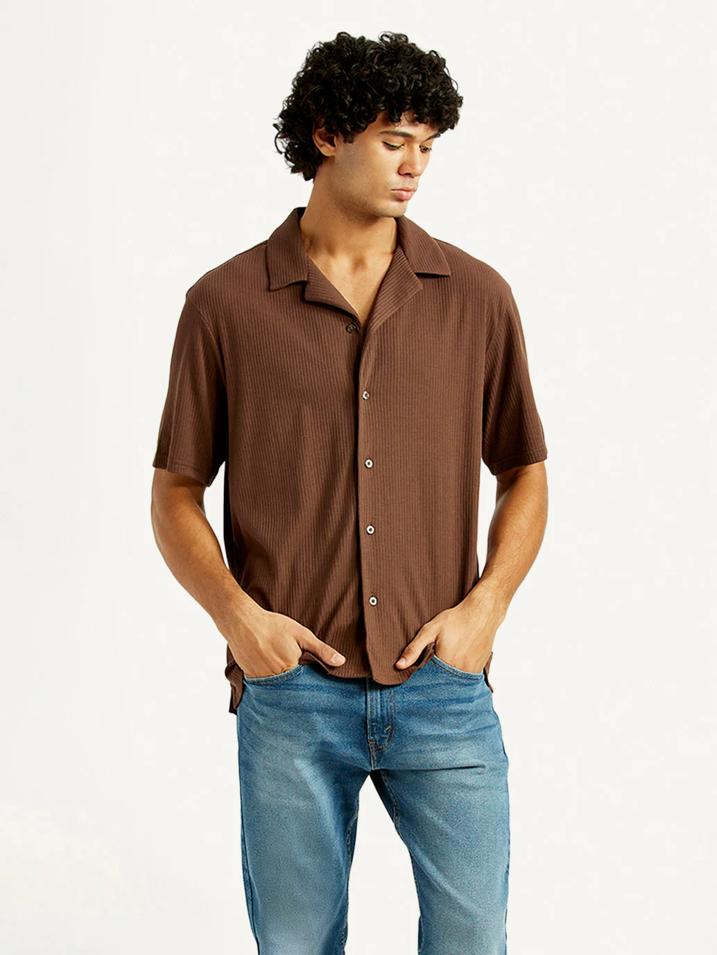 Men's Textured Slim Fit Resort Collar Knit Shirt