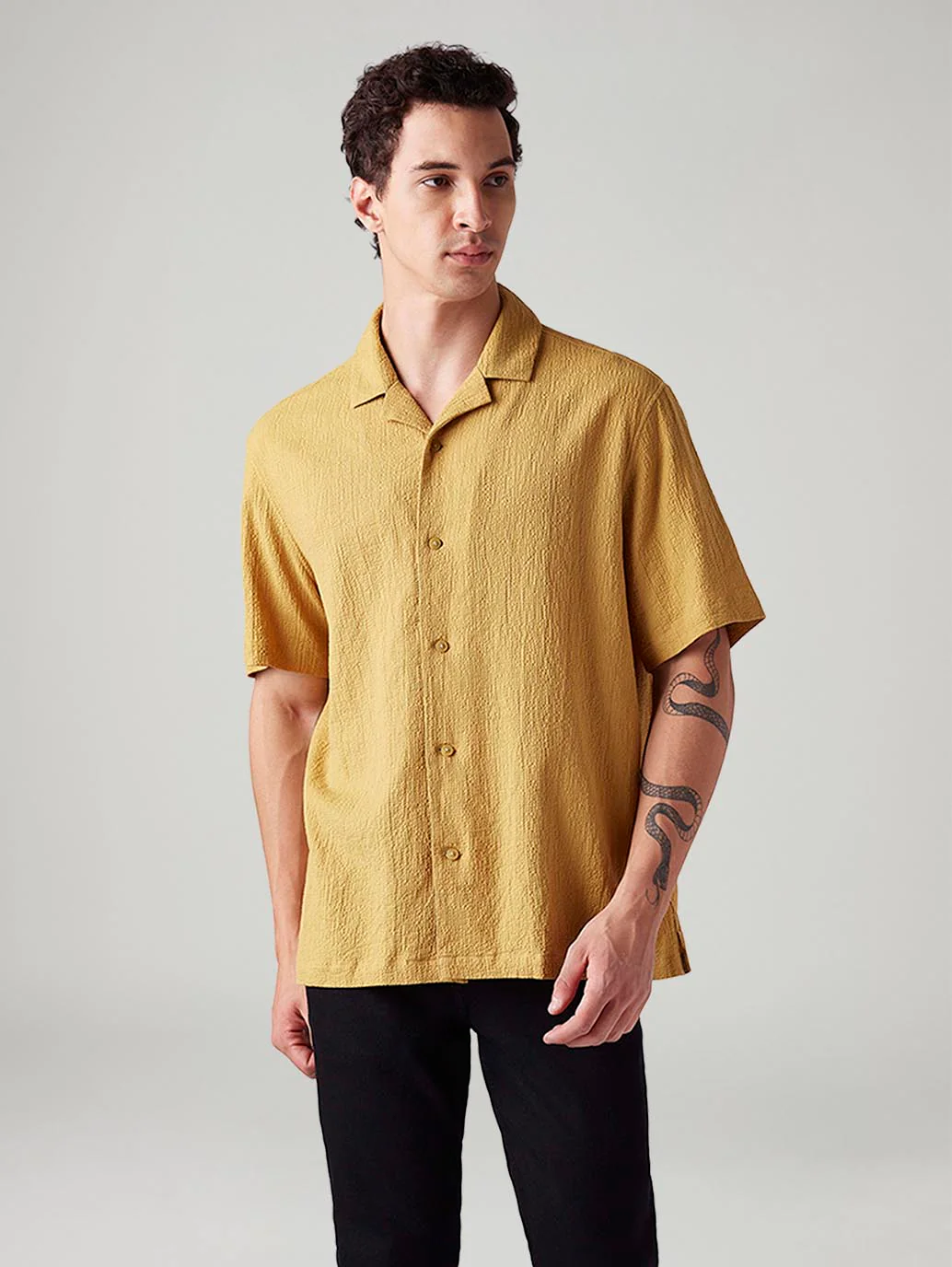Men's Textured Relaxed Fit Camp Shirt - Image 5