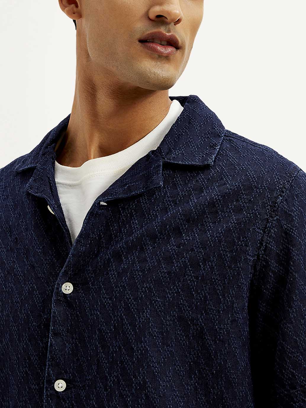 Men's Resort Collar Textured Loose Fit Shirt - Image 4