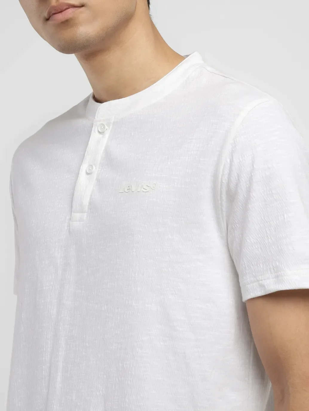 Men's Textured Slim Fit T-shirt - Image 5