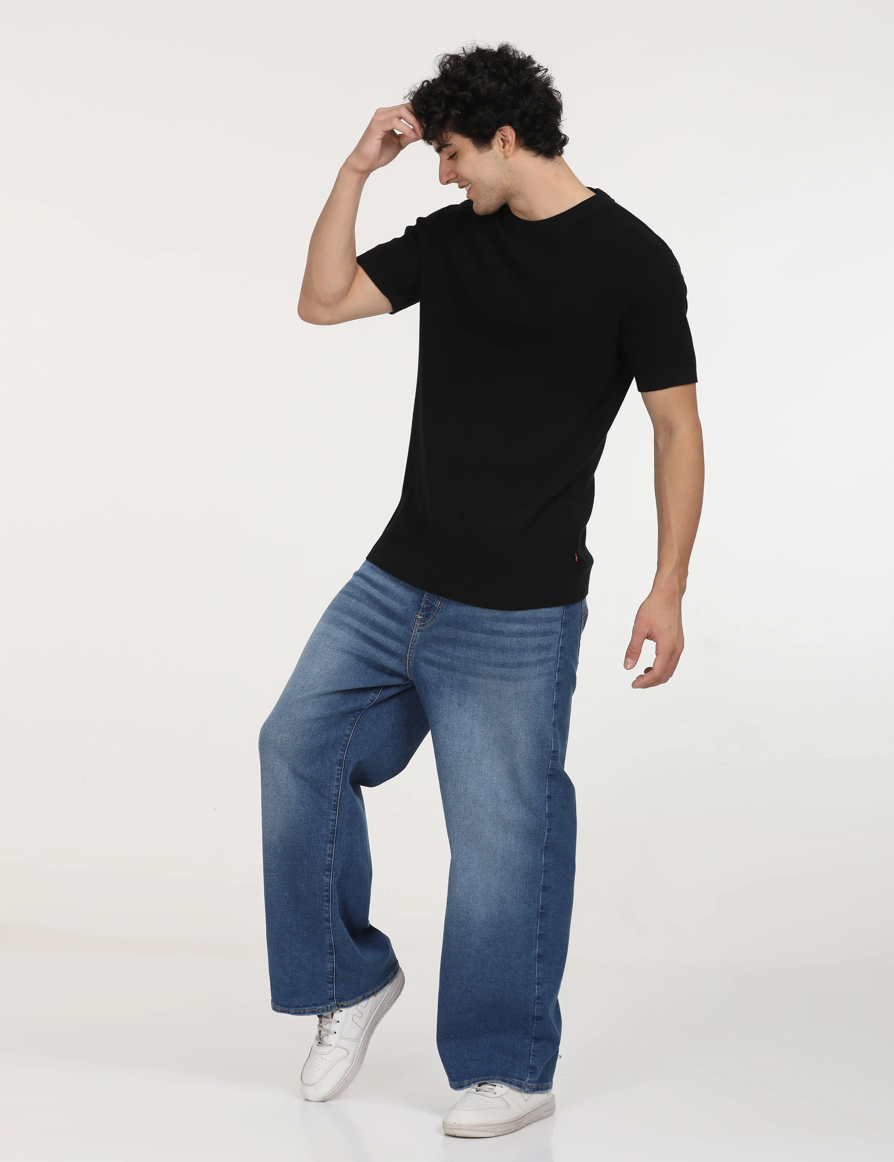 Men's Textured Slim Fit T-Shirt - Image 4