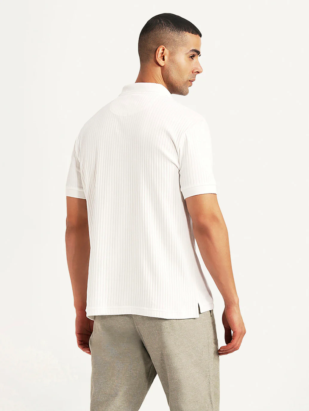 Men's Textured White Slim Fit Polo T-shirt - Image 3