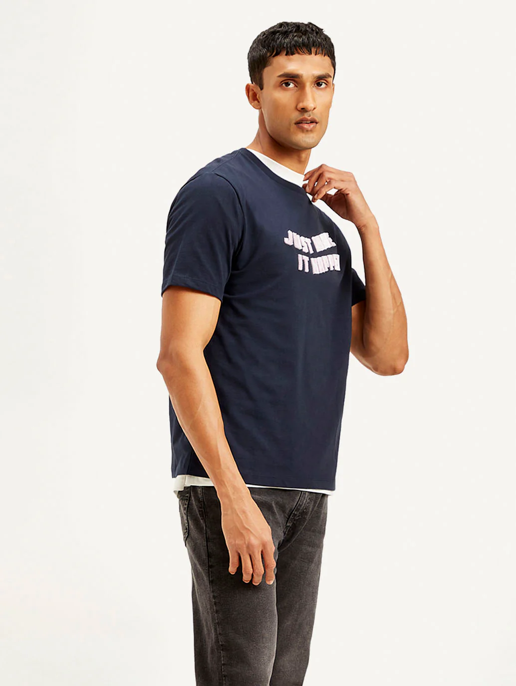 Men's Typography Crew Neck T-shirt - Image 6