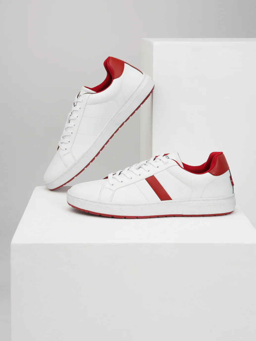 Men's White Colorblock Sneakers - Image 7