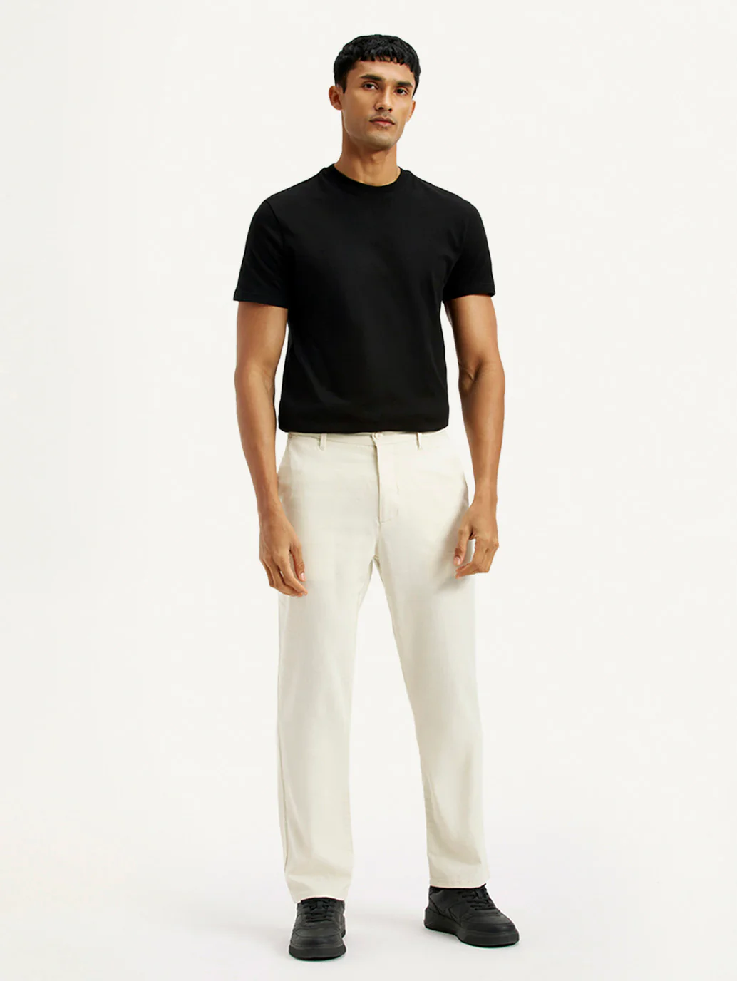 Men's White Relaxed Straight Fit Mid Rise Linen Trousers - Image 5