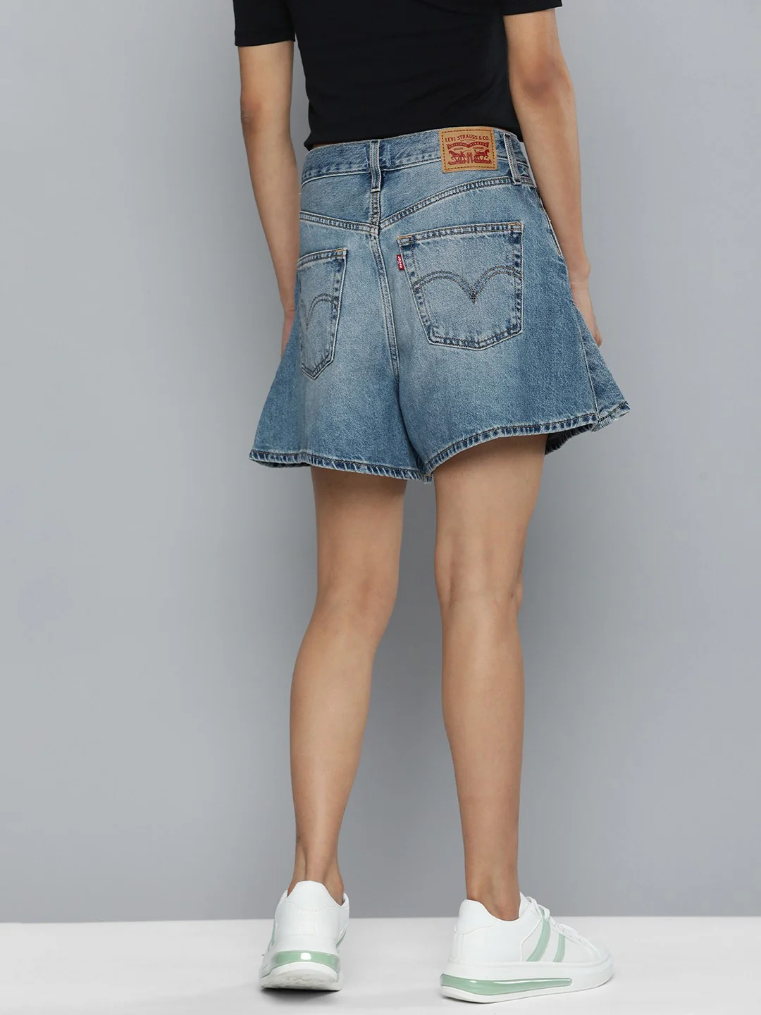Women Slim Fit Shorts - Image 3