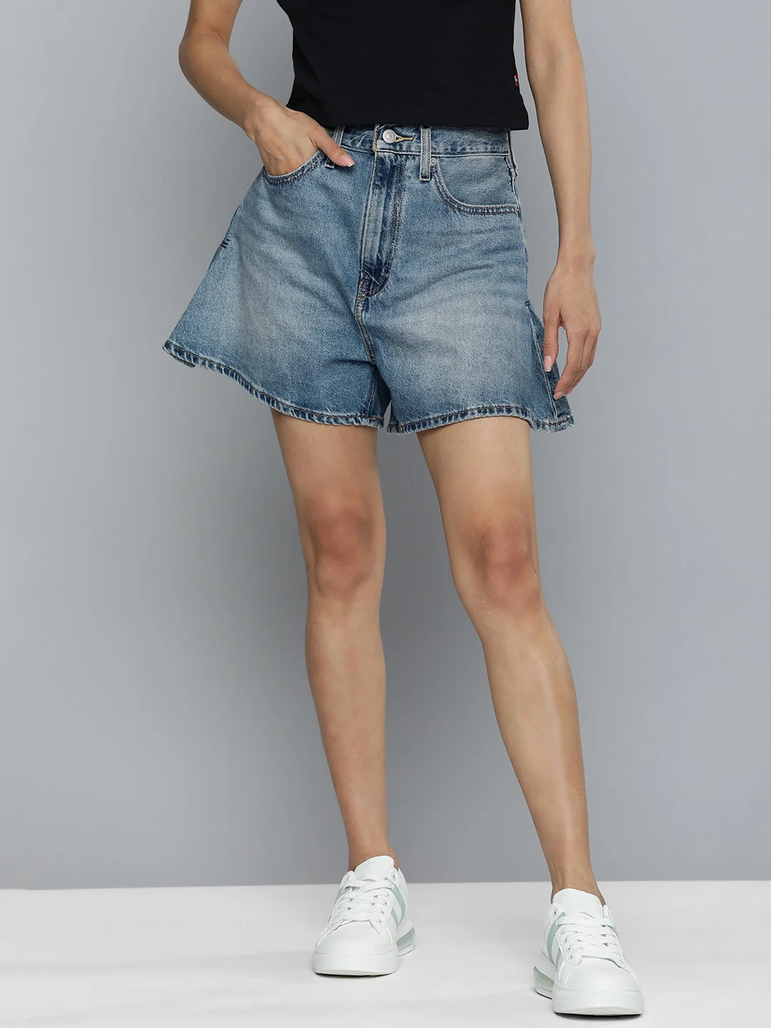 Women Slim Fit Shorts - Image 4