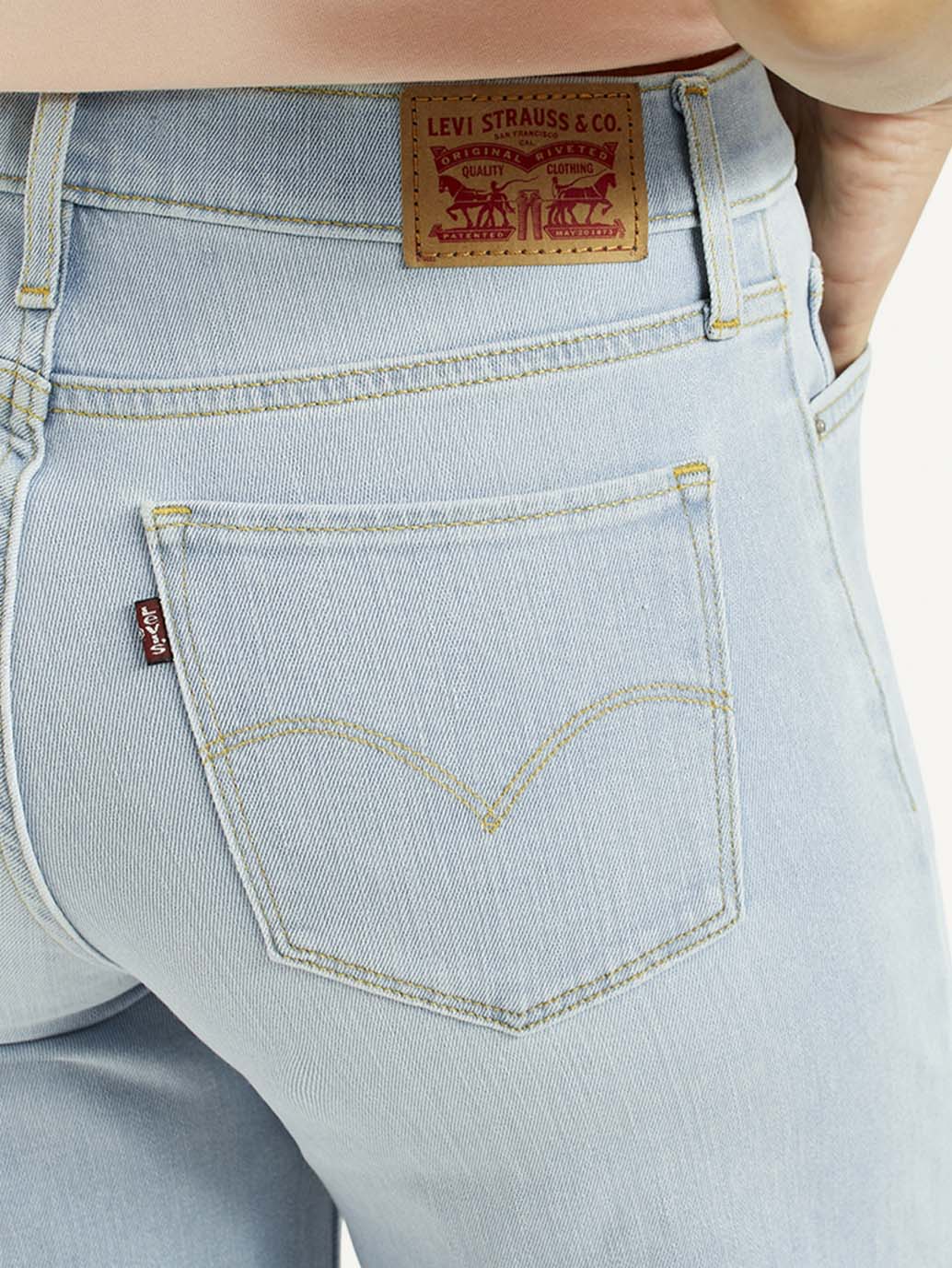 Women's 318 Light Indigo Shaping Wide Leg Fit Mid Rise Jeans - Image 6