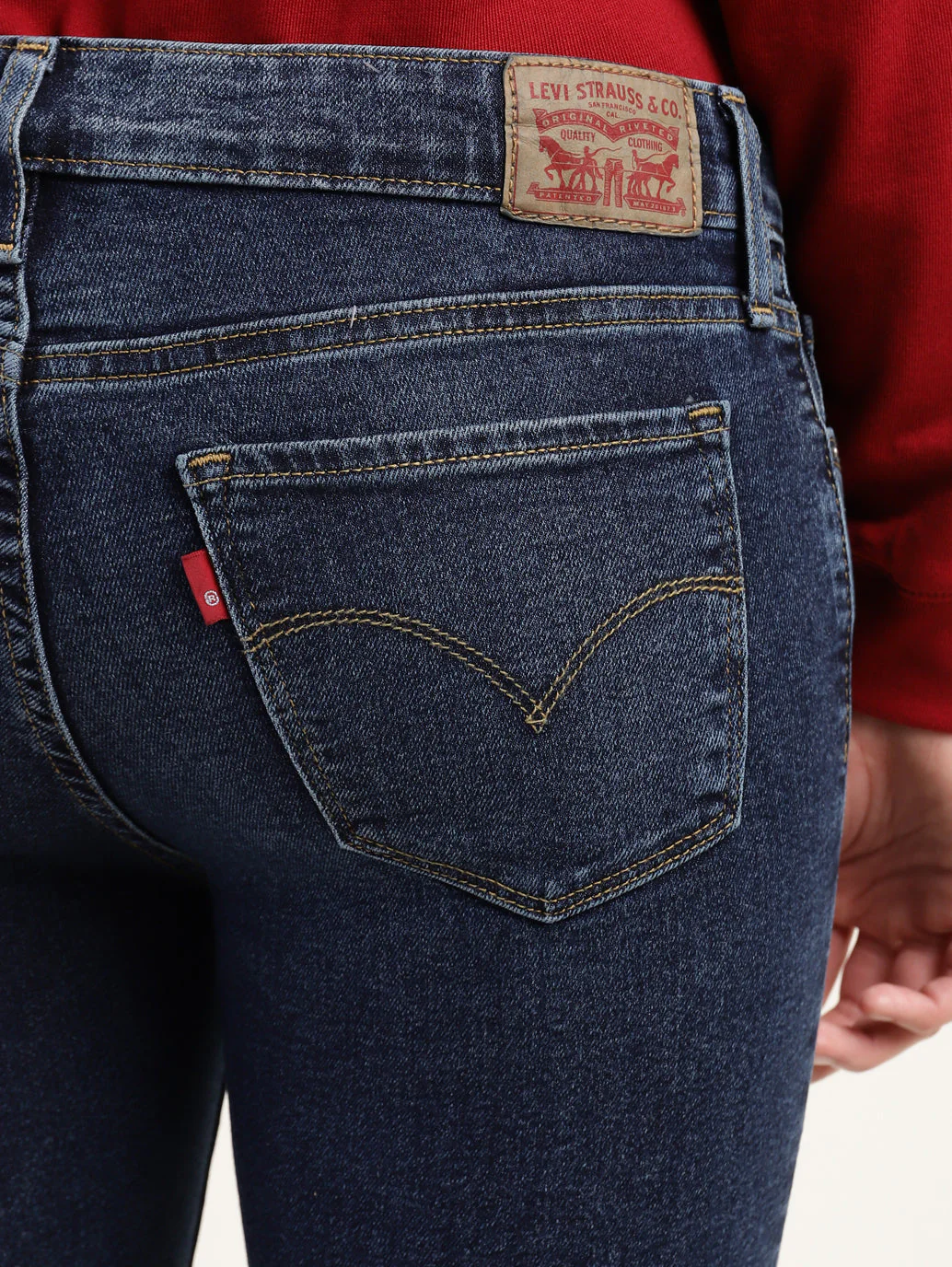 Women's 711 Blue Skinny Fit Mid Rise Jeans - Image 7