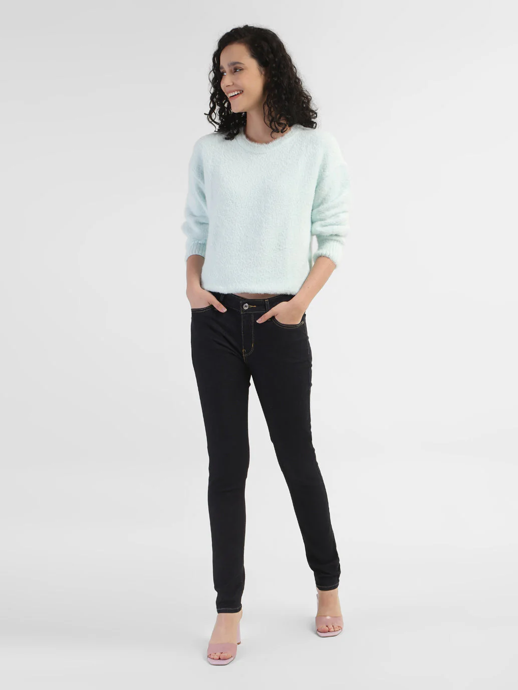 Women's 711 Blue Skinny Fit Mid Rise Jeans
