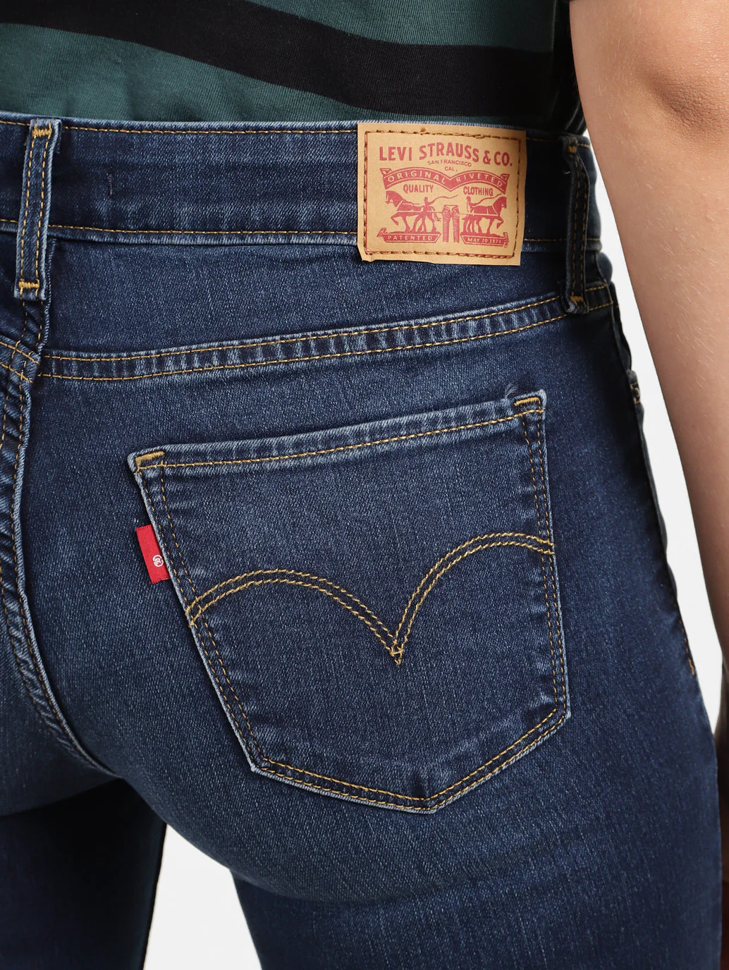 Women's 711 Blue Skinny Fit Mid Rise Jeans - Image 6