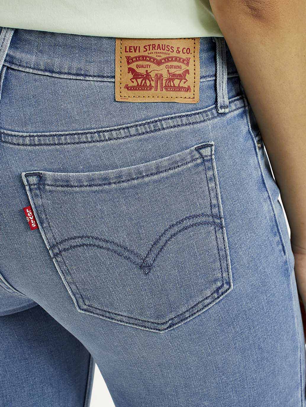 Women's 711 Med Indigo Skinny Fit Mid Rise Jeans - Image 4