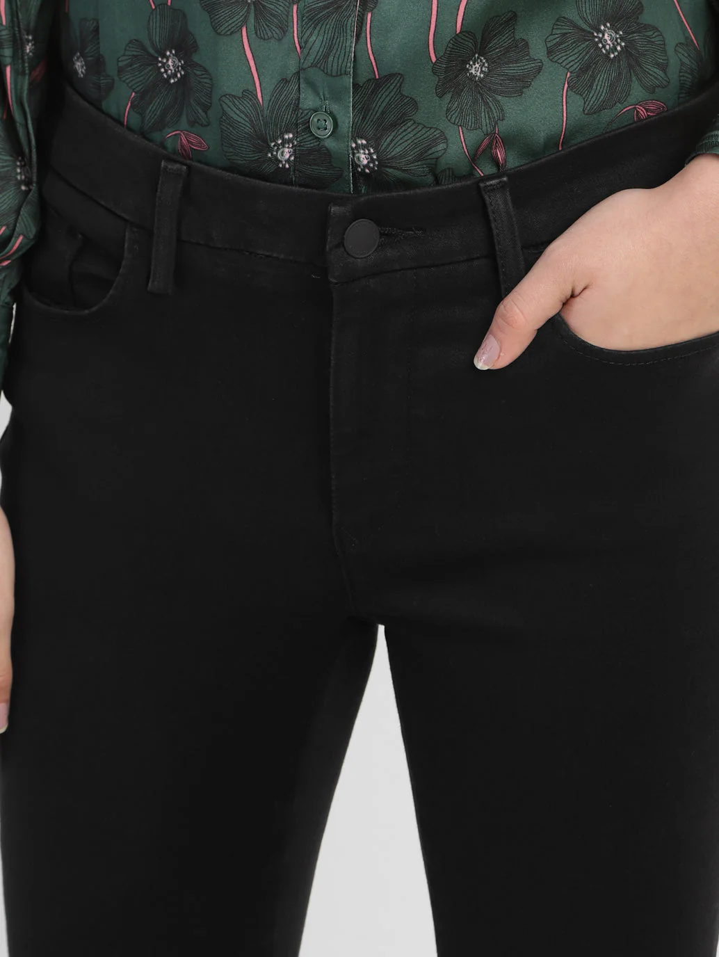 Women's 711 Indigo Skinny Fit Mid Rise Jeans - Image 6