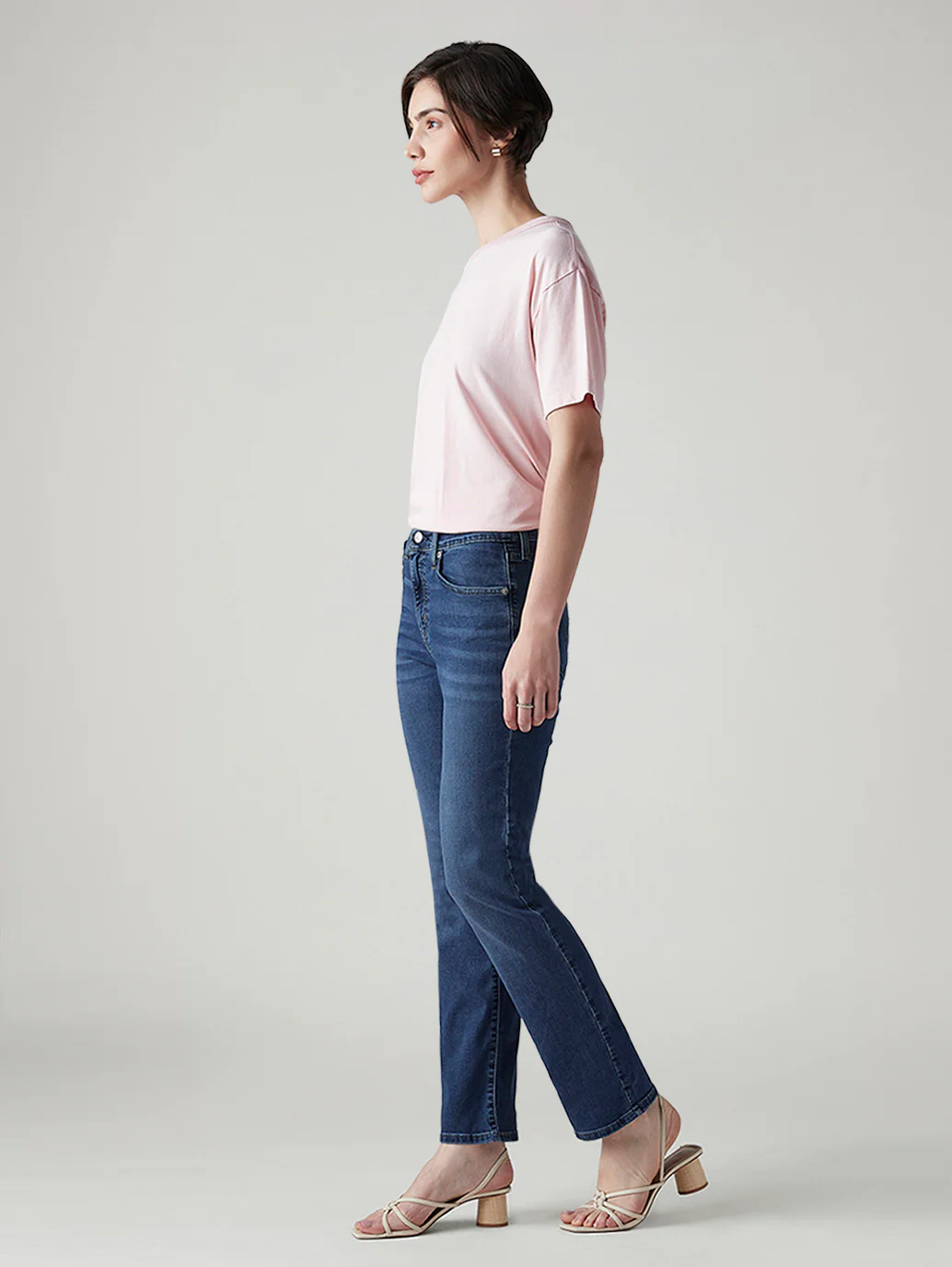 Women's 724 Blue Slim Straight Fit High Rise Jeans - Image 5