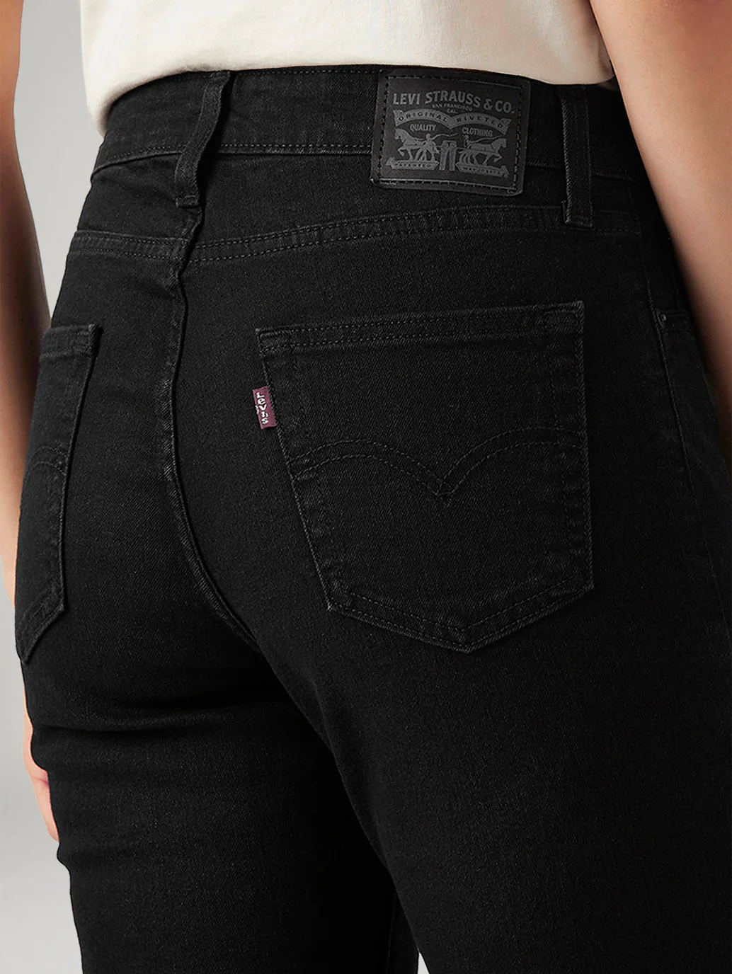 Women's 725 Black Bootcut Fit High Rise Jeans - Image 5
