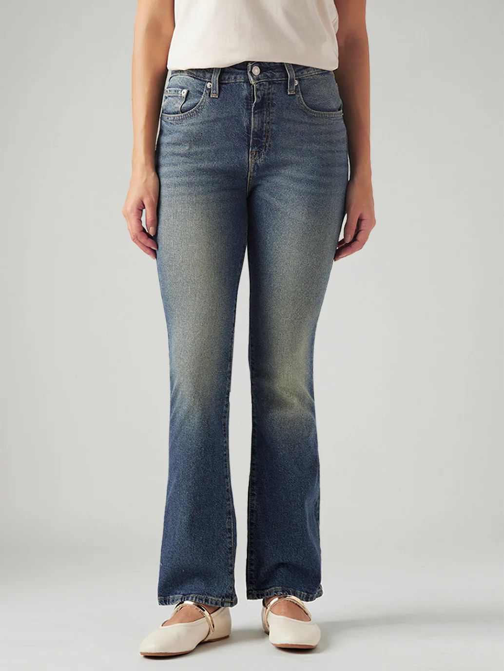 Women's 725 Blue Bootcut Fit High Rise Jeans - Image 2