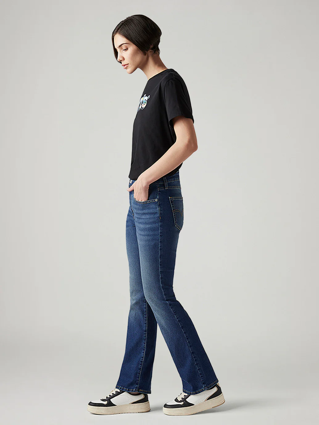 Women's 725 Blue Bootcut Fit High Rise Tinted Jeans - Image 6