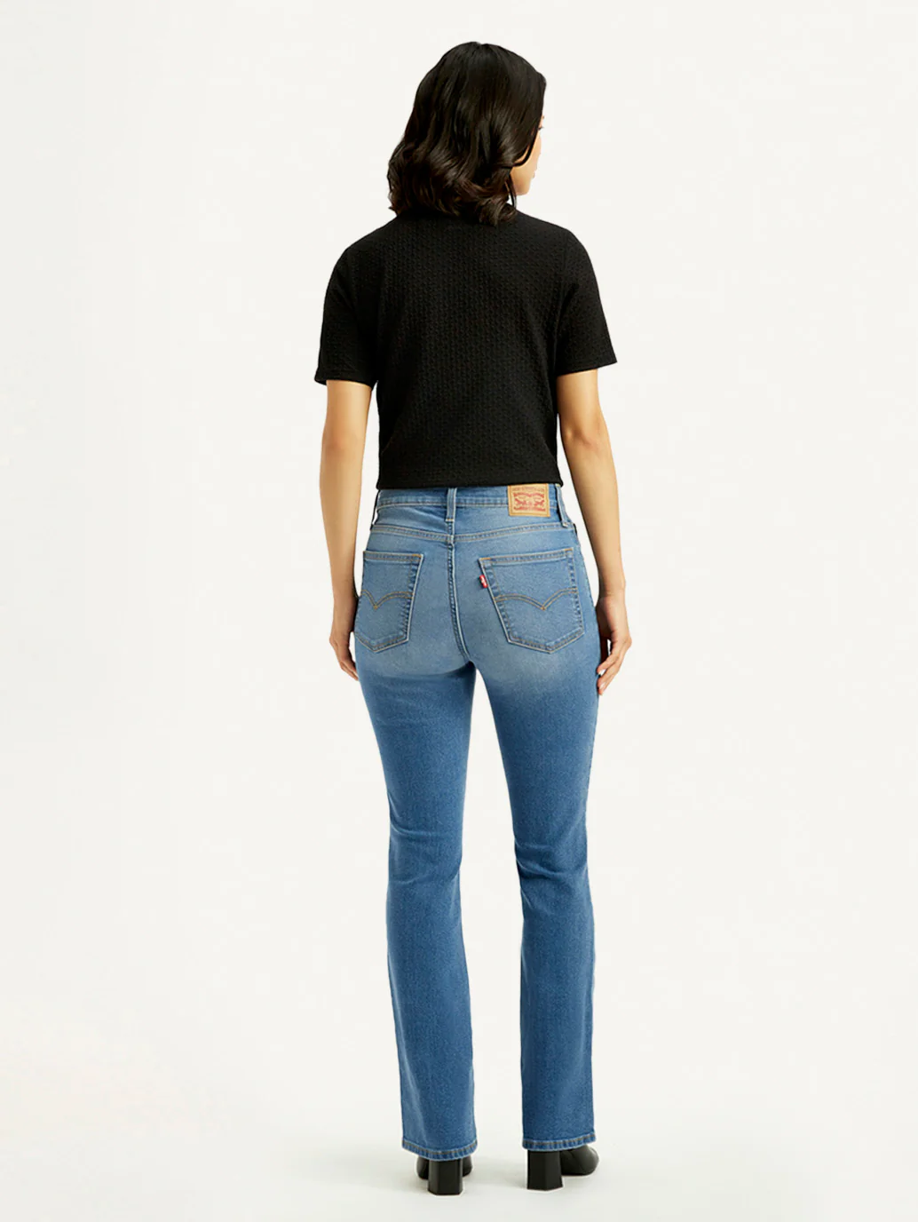 Women's 725 Med Indigo Bootcut Fit High Rise Jeans - Image 5
