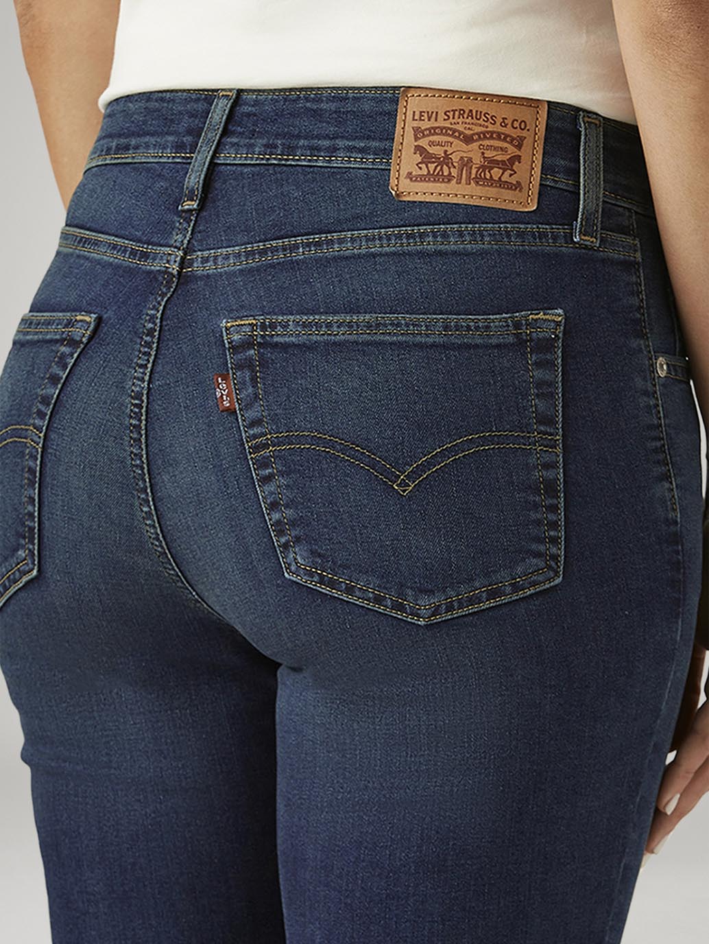 Women's 725 Dark Blue Bootcut Fit High Rise Jeans - Image 6