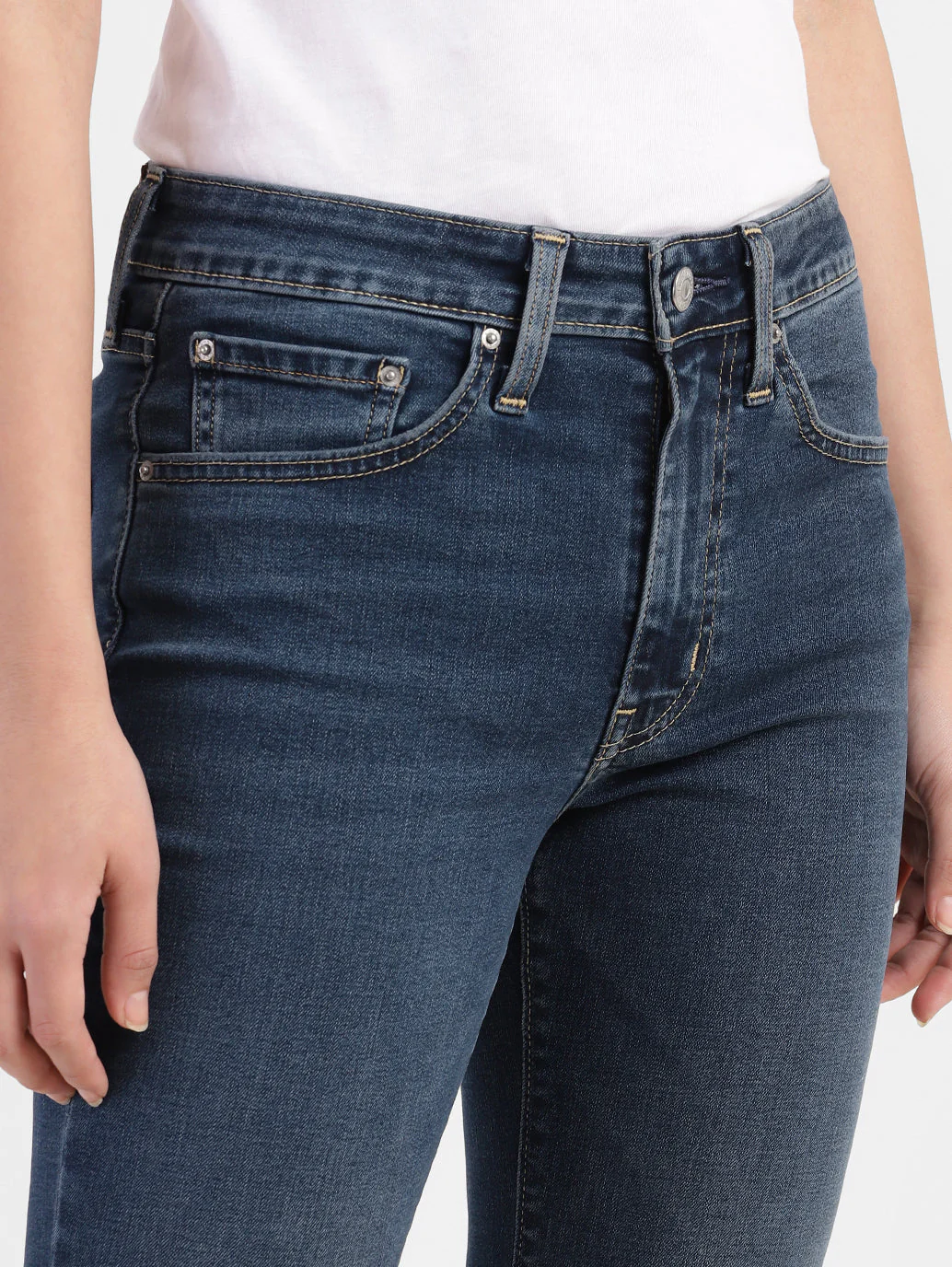 Women's 726 Blue Flared Fit Mid Rise Jeans - Image 7