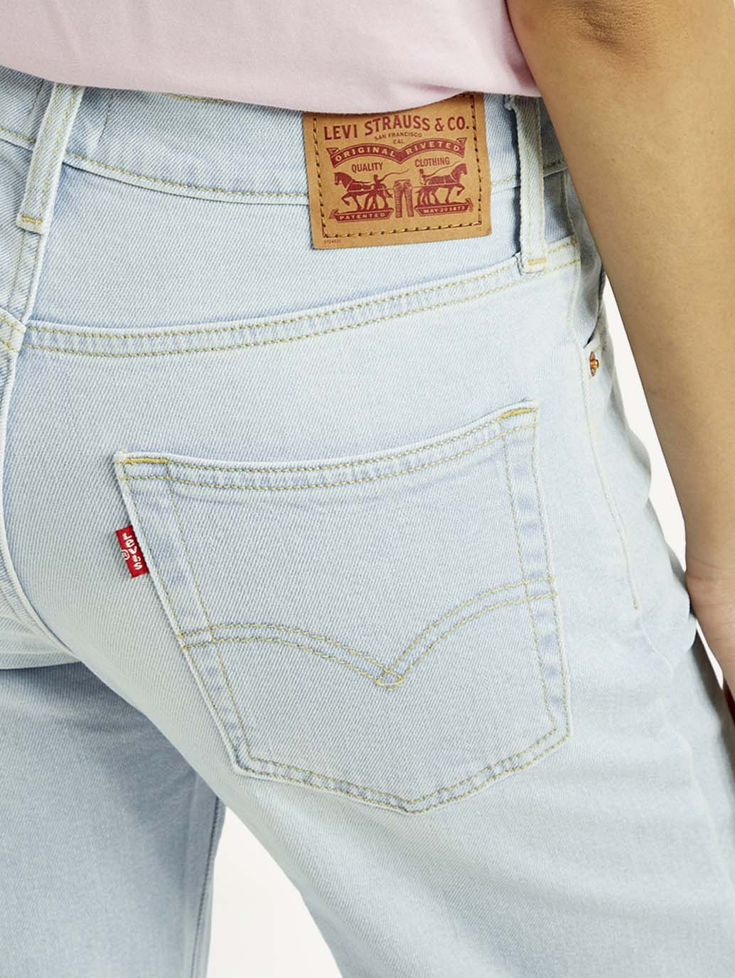 Women's 94 Light Indigo Baggy Fit Mid Rise Jeans - Image 6