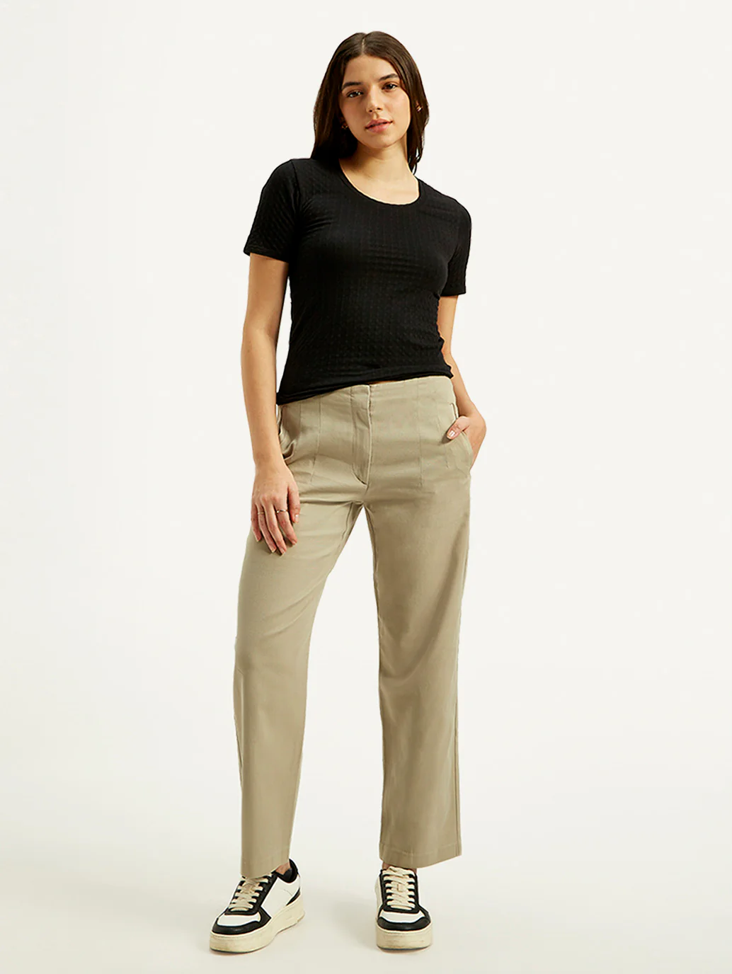 Women's 94 Mid Rise Khaki Baggy Fit Trousers - Image 3