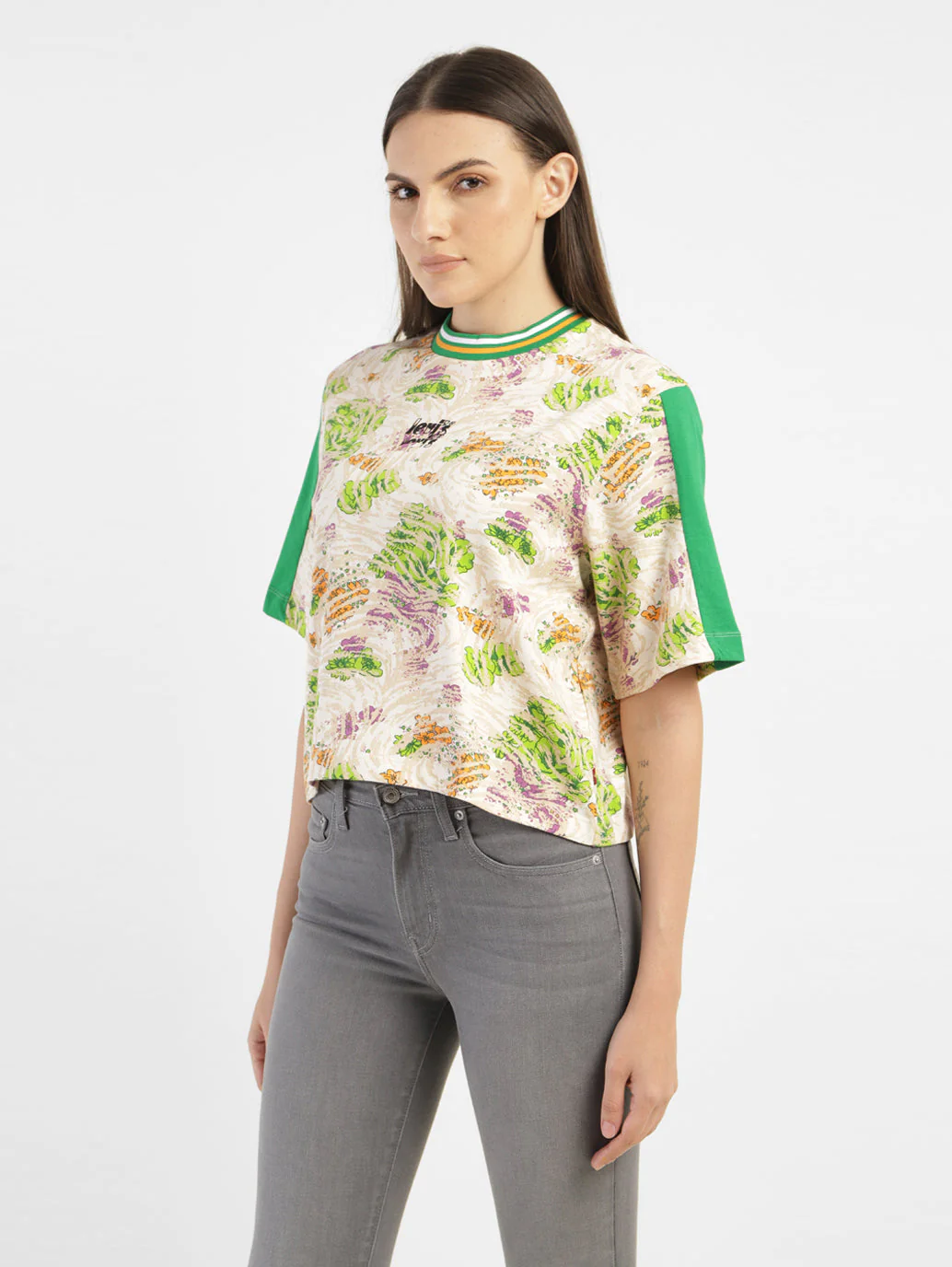 Women's Abstract Print Round Neck T-shirt - Image 4